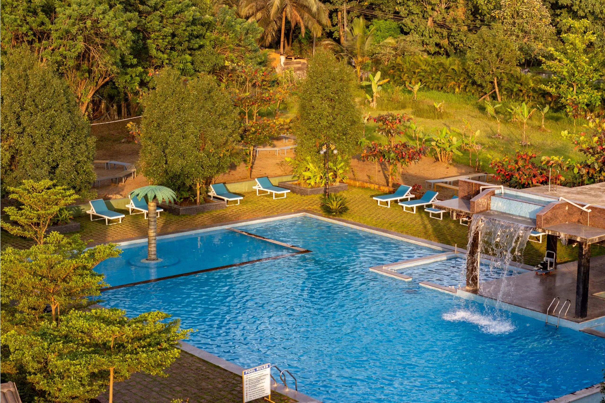 rooms-in-dandeli-scaled